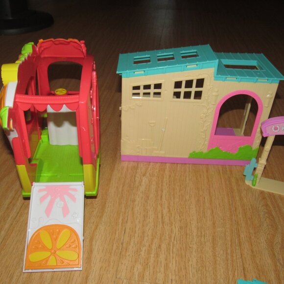 Shopkins Shoppies Happy Places 70+ Pc House Pool Stable Food Truck Dolls - Picture 4 of 12